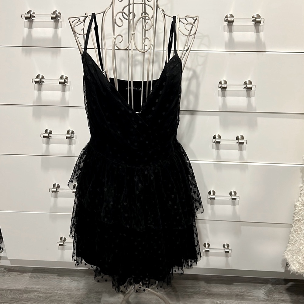 Abercrombie & Fitch Black Tiered Dotted V-neck Dress, size S